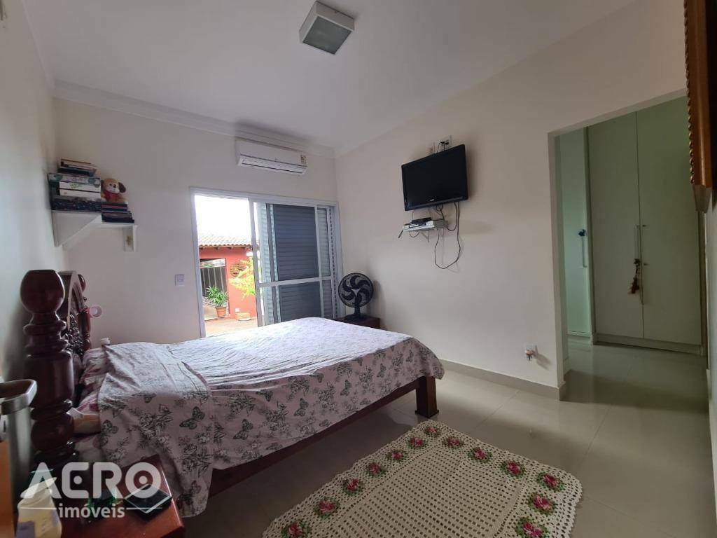 Casa de Condomínio à venda com 3 quartos, 205m² - Foto 26