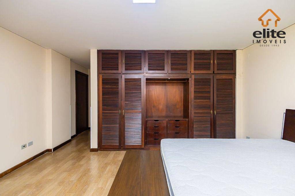 Casa à venda e aluguel com 4 quartos, 352m² - Foto 39