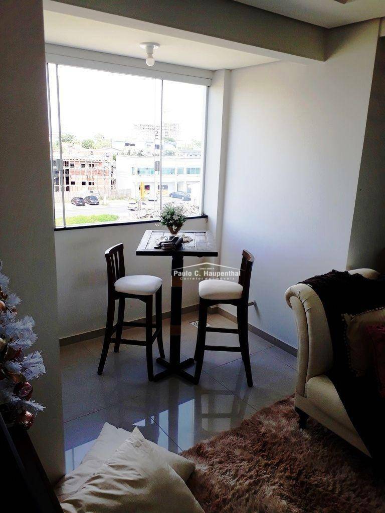 Apartamento à venda com 2 quartos, 62m² - Foto 7