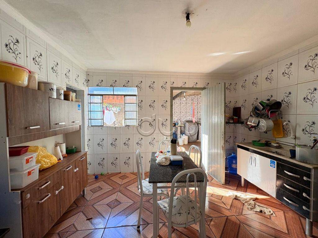 Casa, 4 quartos, 157 m² - Foto 2