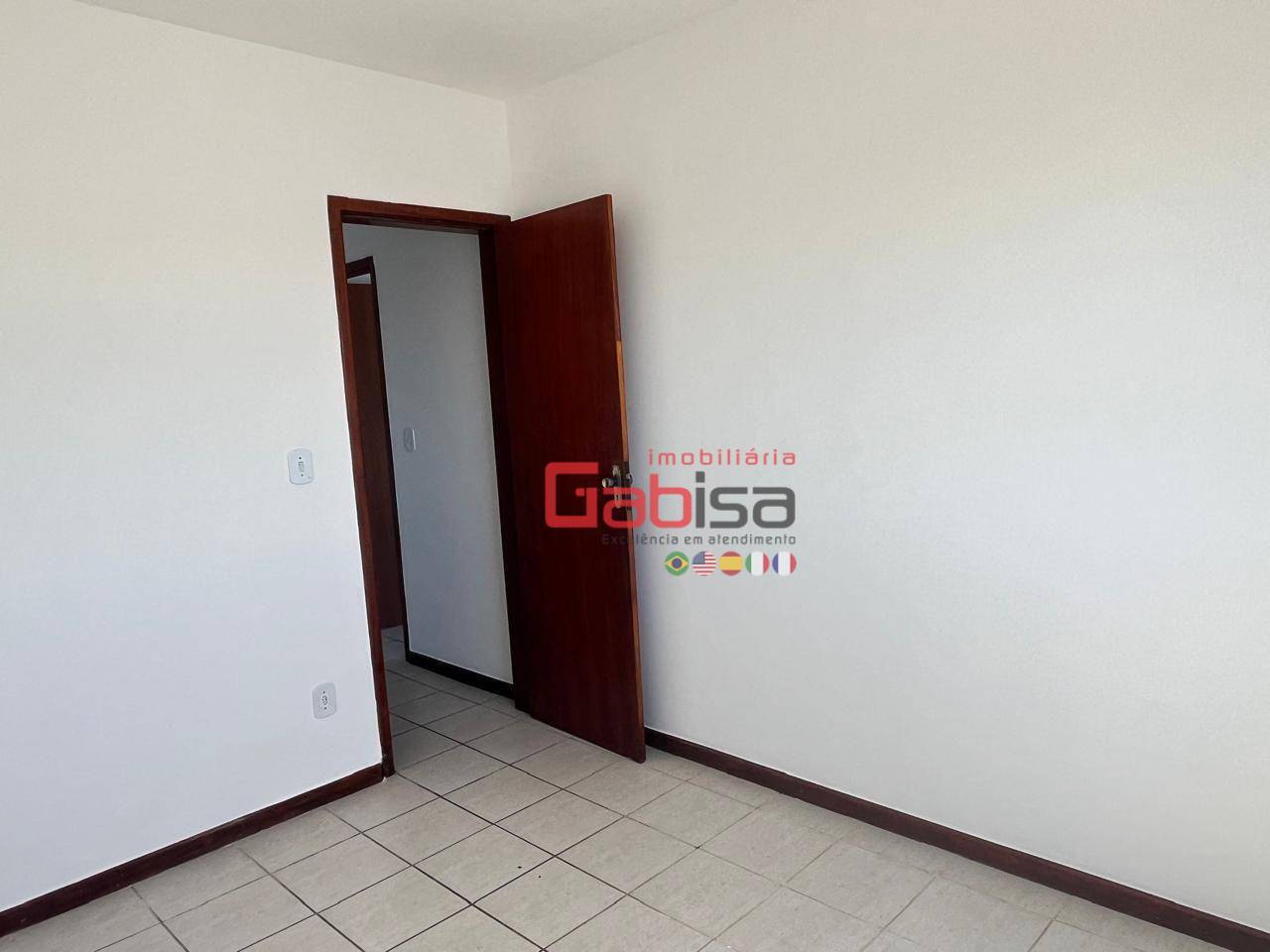 Apartamento para alugar com 2 quartos, 75m² - Foto 12