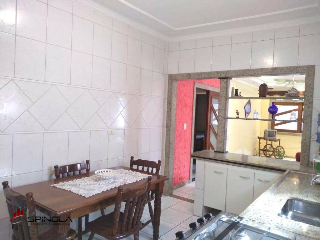 Casa à venda com 2 quartos, 130m² - Foto 14