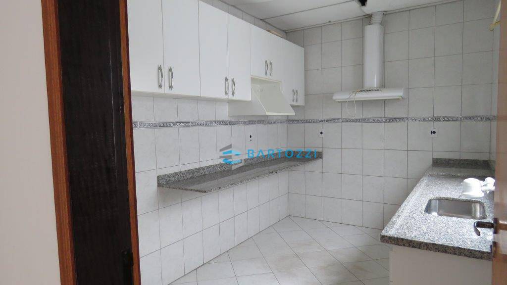 Depósito-Galpão-Armazém à venda e aluguel, 600m² - Foto 19