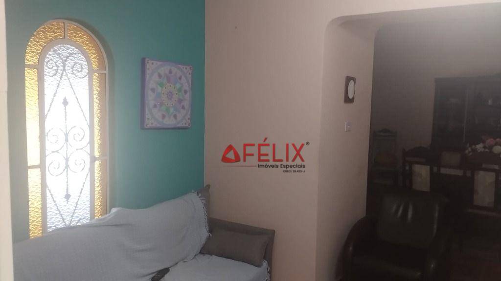 Sobrado, 6 quartos, 282 m² - Foto 4