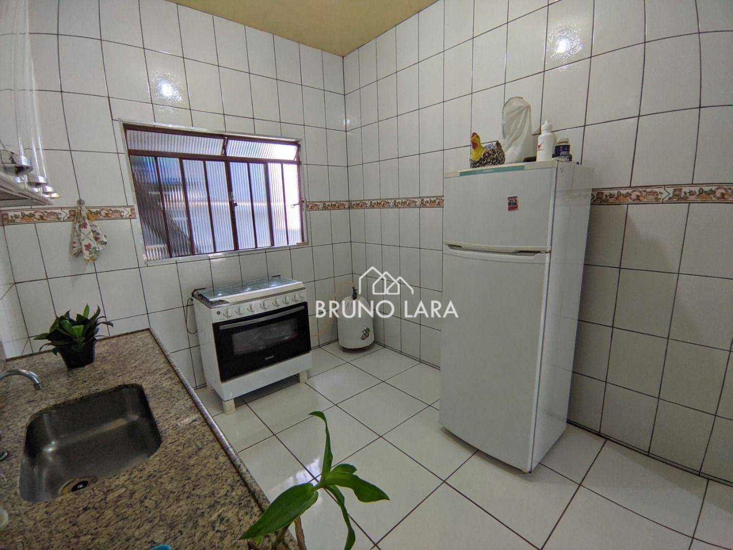 Casa à venda com 3 quartos, 90m² - Foto 19