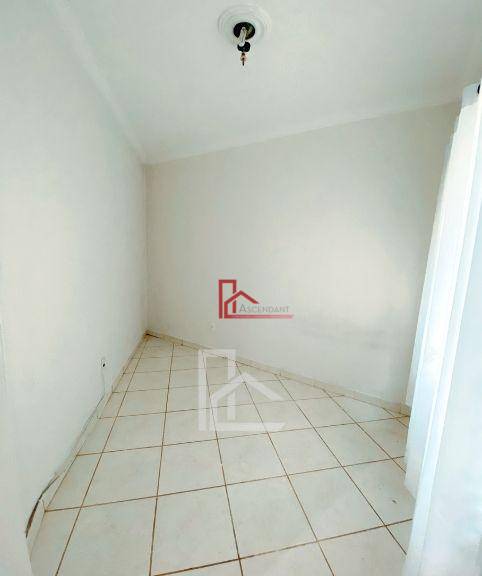 Sobrado à venda com 4 quartos, 335m² - Foto 12