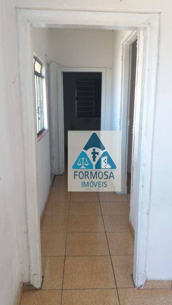 Casa à venda com 2 quartos, 40m² - Foto 11