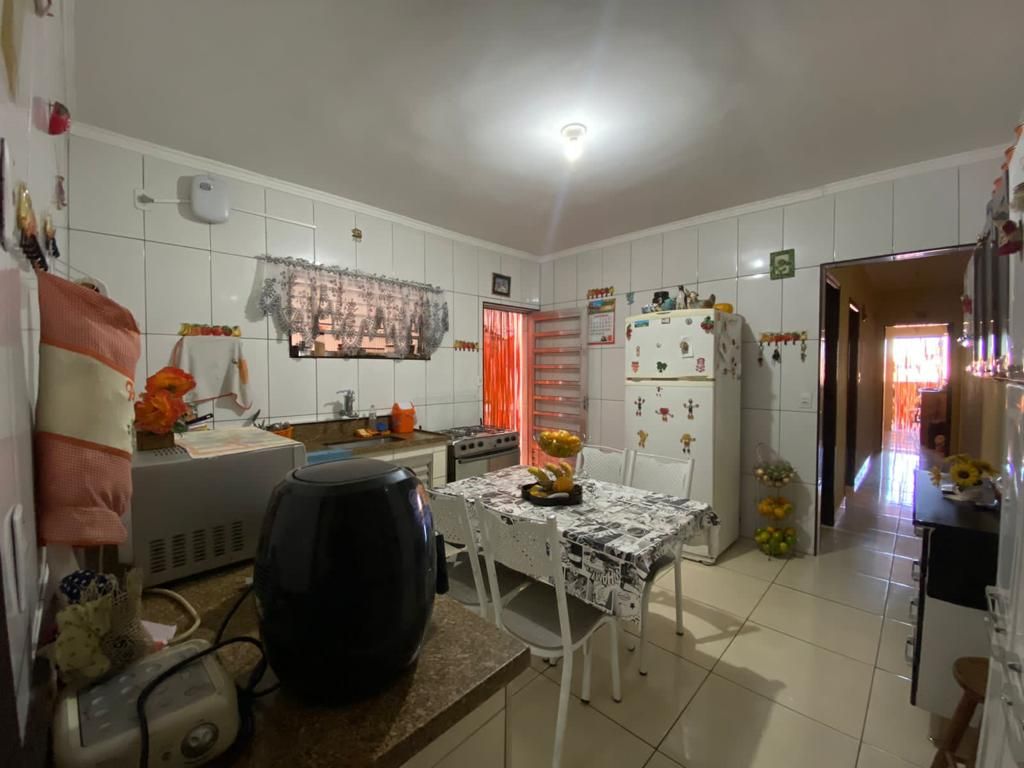 Casa à venda com 3 quartos, 154m² - Foto 20