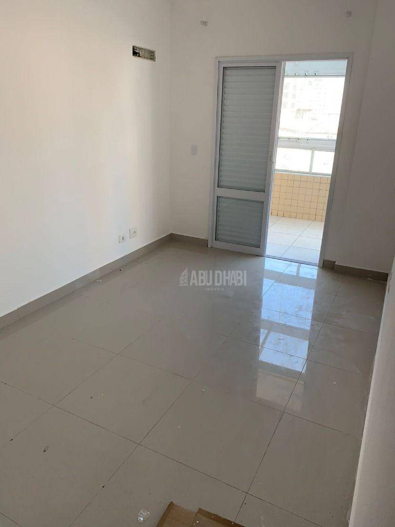 Apartamento à venda com 3 quartos, 227m² - Foto 11