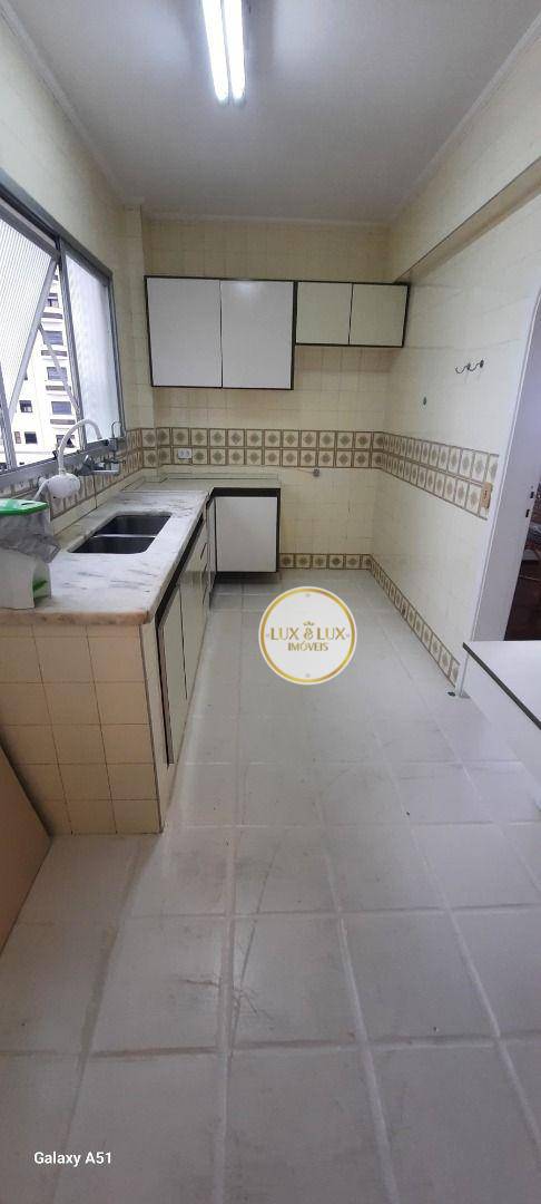 Apartamento para alugar com 3 quartos, 270m² - Foto 3