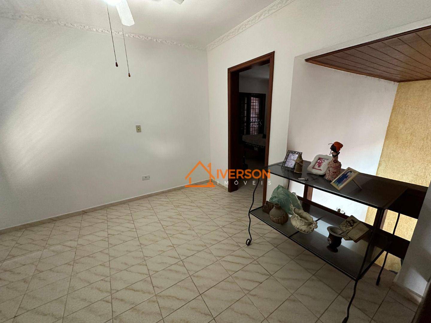 Casa à venda com 4 quartos, 189m² - Foto 20