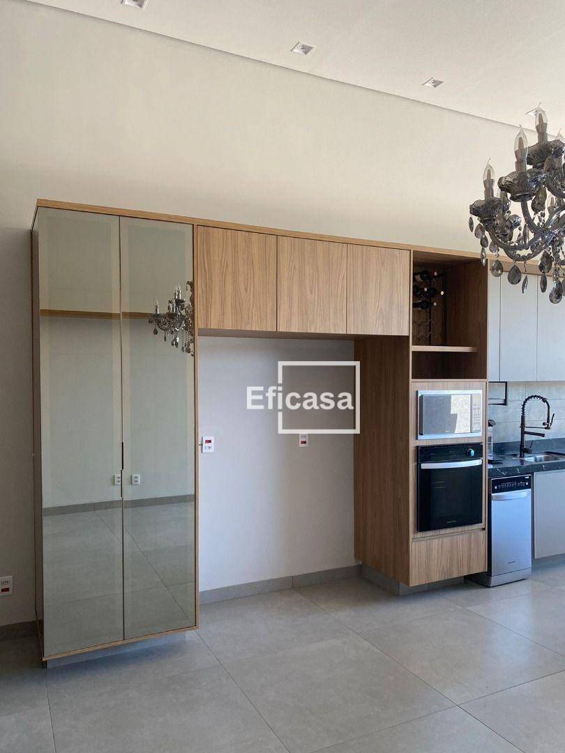 Casa à venda com 3 quartos, 218m² - Foto 6