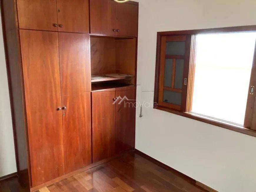 Casa de Condomínio para alugar com 6 quartos, 300m² - Foto 20