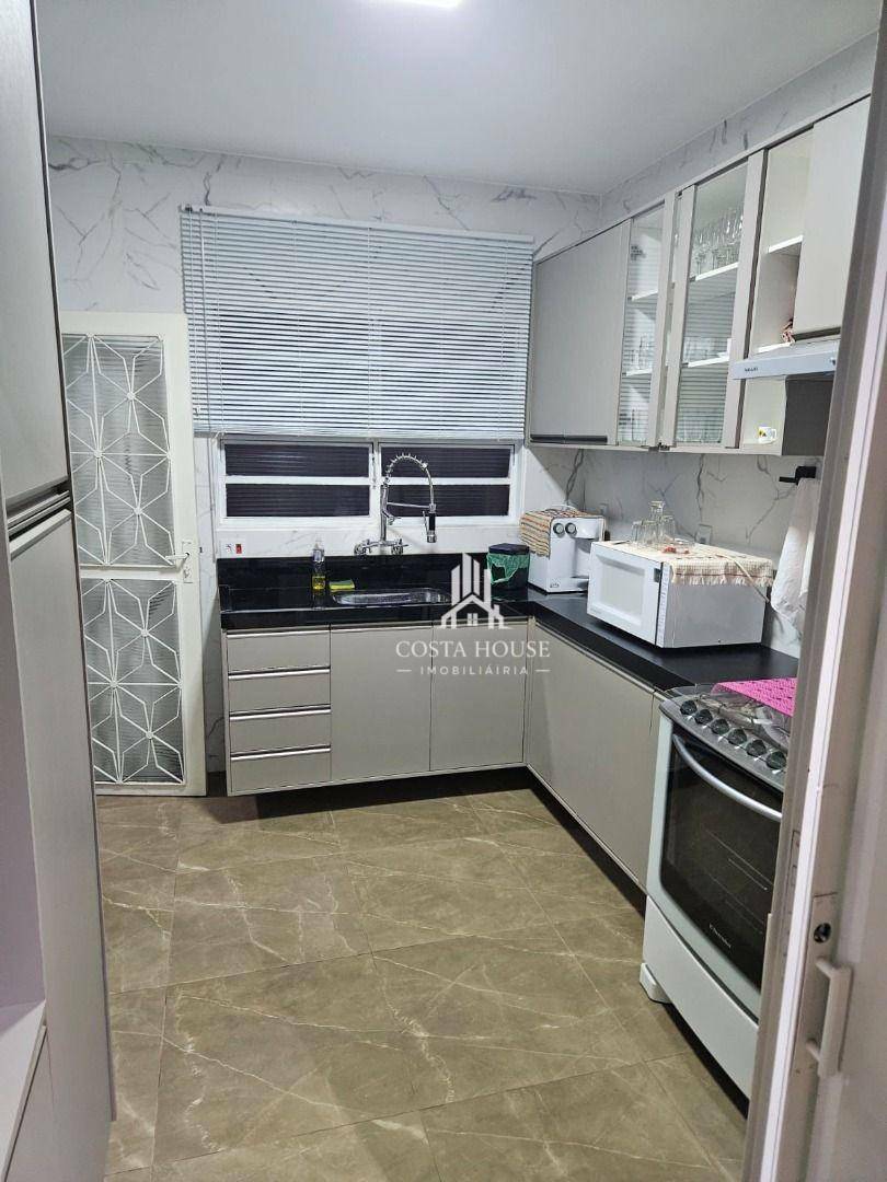 Casa para alugar com 3 quartos, 200M2 - Foto 6