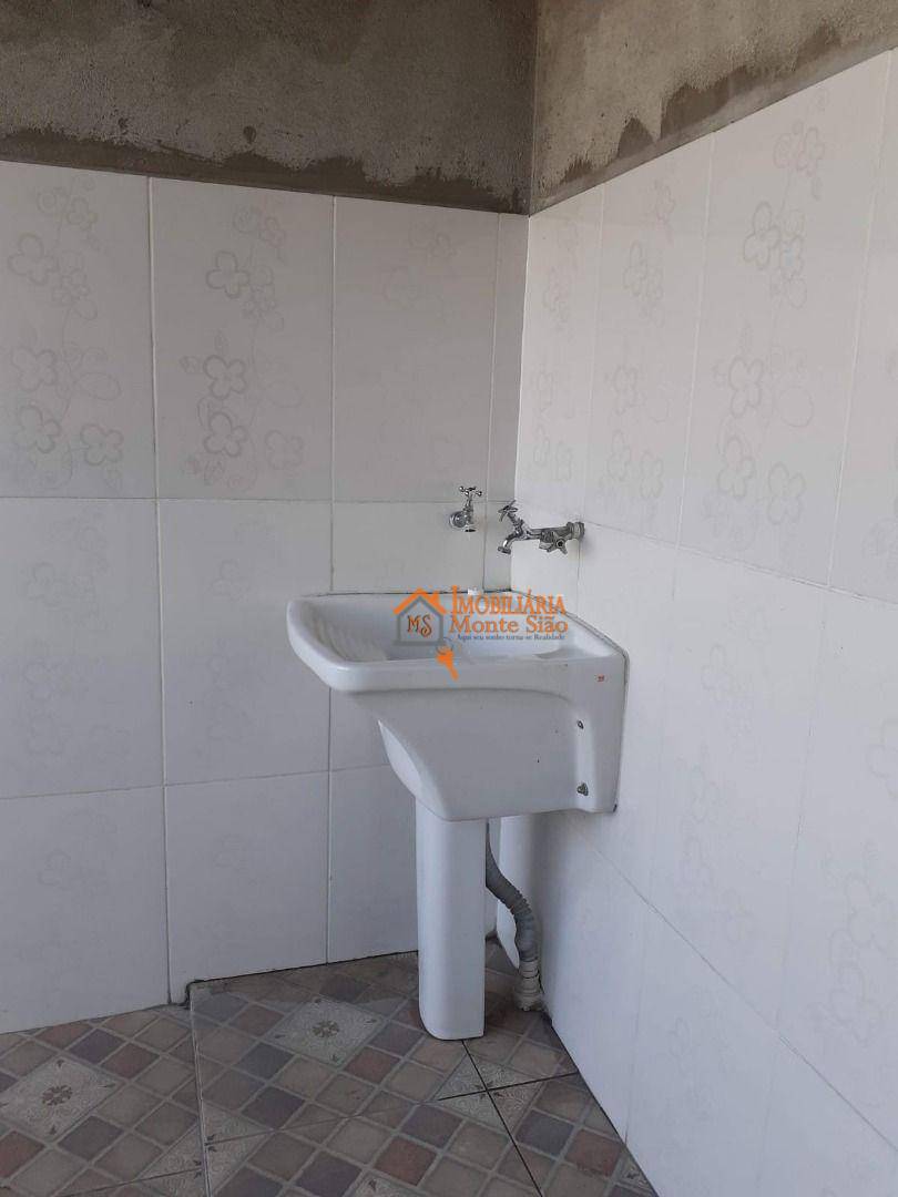 Sobrado à venda com 6 quartos, 250m² - Foto 29