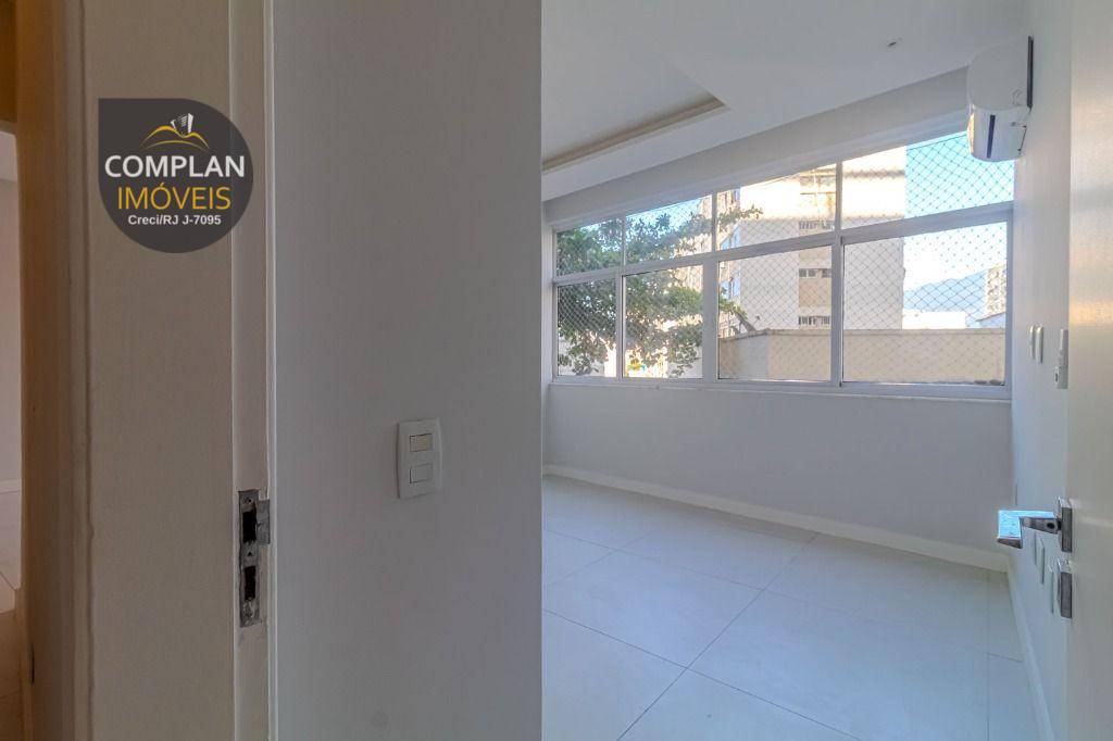 Apartamento à venda com 3 quartos, 112m² - Foto 27