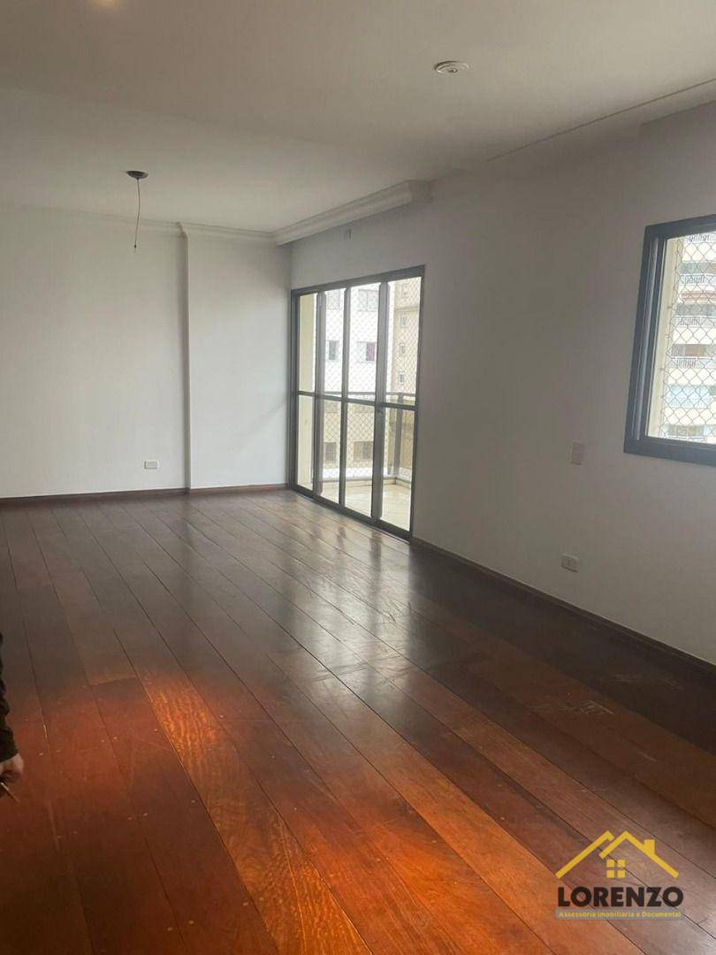 Apartamento à venda com 3 quartos, 139m² - Foto 2