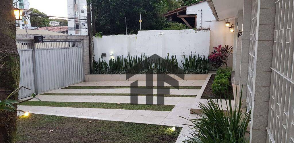 Casa à venda e aluguel com 4 quartos, 239m² - Foto 2