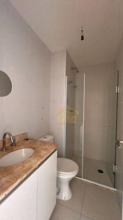 Apartamento à venda com 2 quartos, 65m² - Foto 16