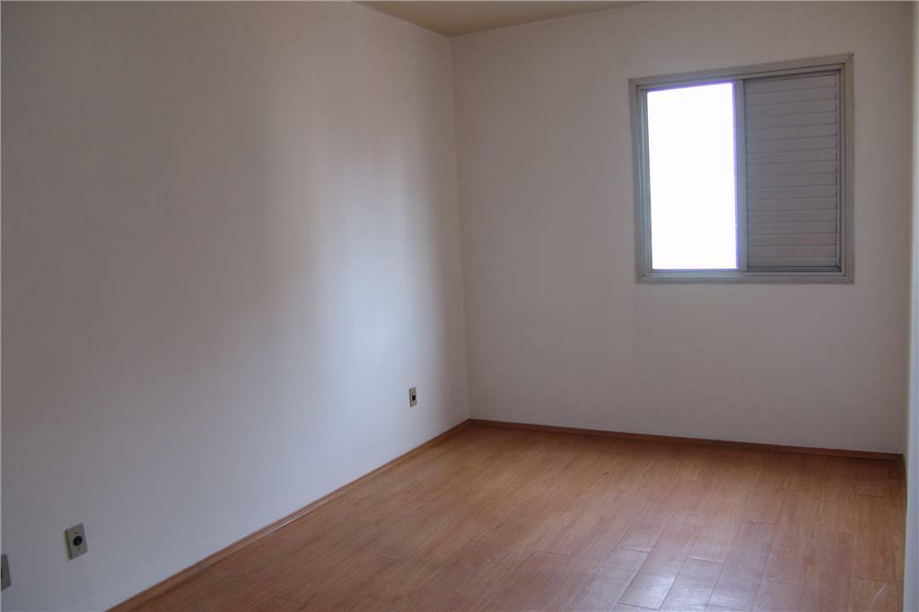 Apartamento para alugar com 2 quartos, 82m² - Foto 6