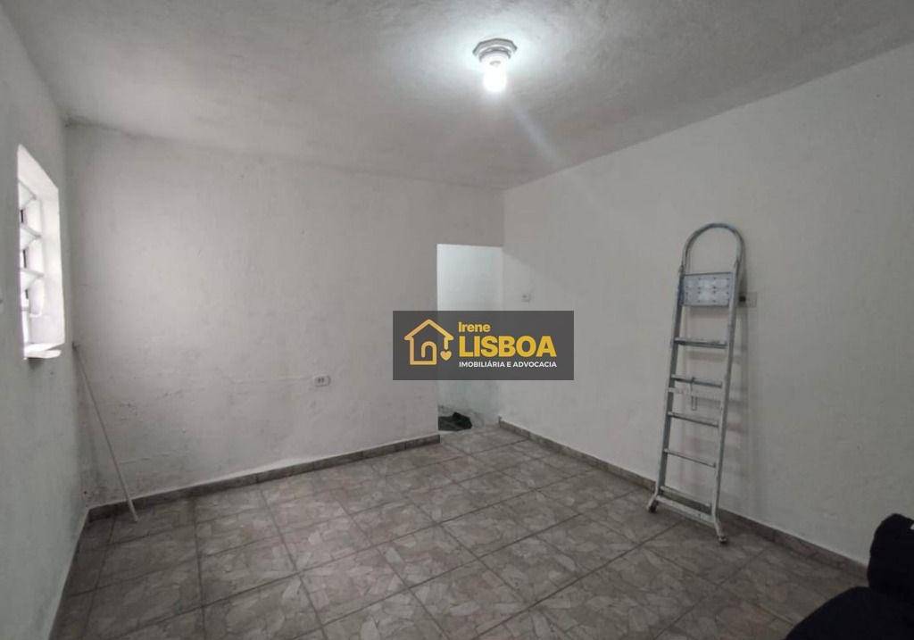 Casa à venda e aluguel com 4 quartos, 180m² - Foto 13