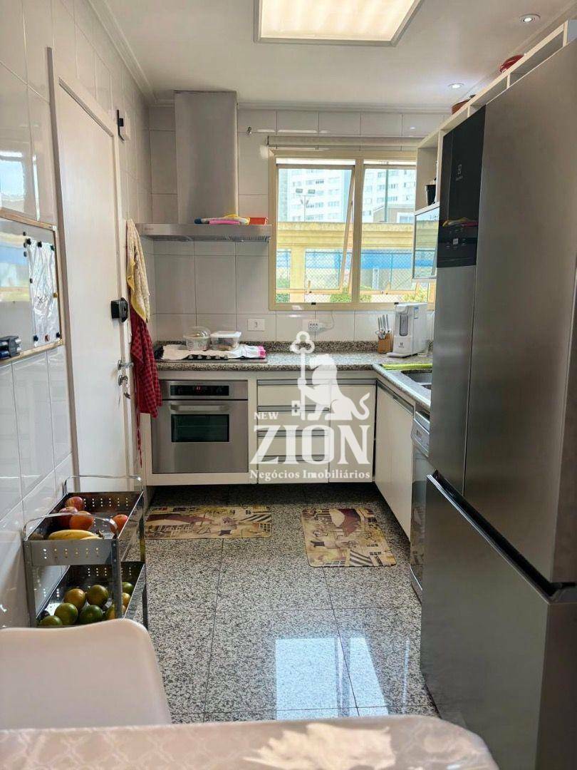 Apartamento à venda com 3 quartos, 141m² - Foto 7