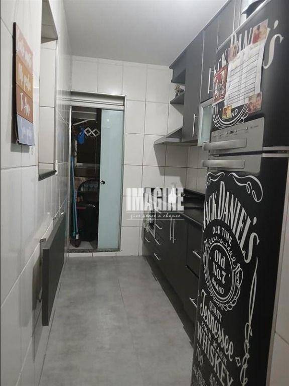 Apartamento à venda com 3 quartos, 65m² - Foto 9