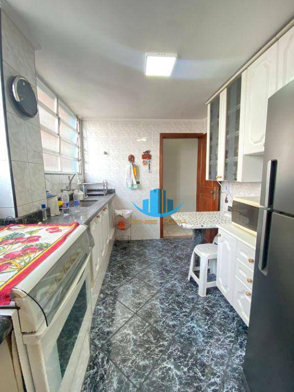 Apartamento à venda com 2 quartos, 82m² - Foto 47