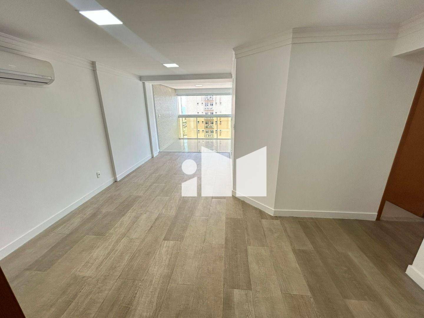 Apartamento à venda com 3 quartos, 115m² - Foto 8