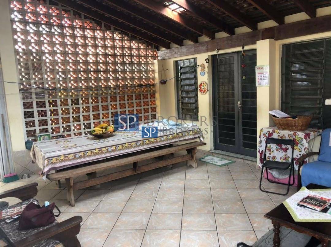 Casa à venda com 3 quartos, 180m² - Foto 32