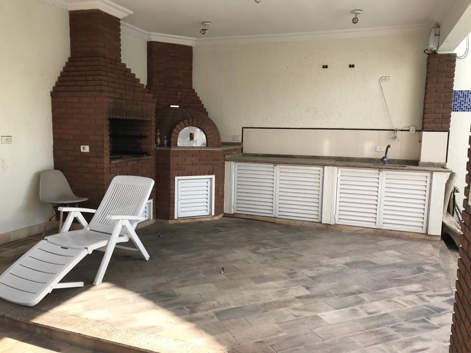 Casa à venda com 3 quartos, 307m² - Foto 3