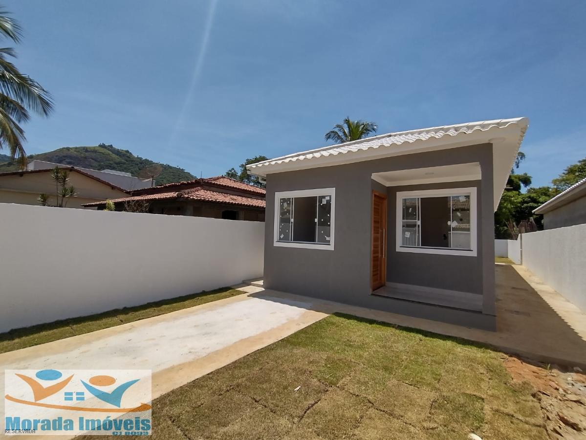 Casa à venda com 3 quartos, 300m² - Foto 1