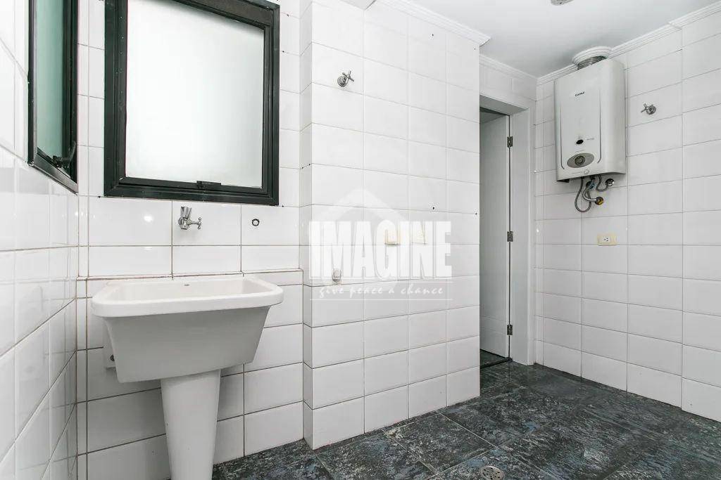 Apartamento à venda com 3 quartos, 131m² - Foto 31