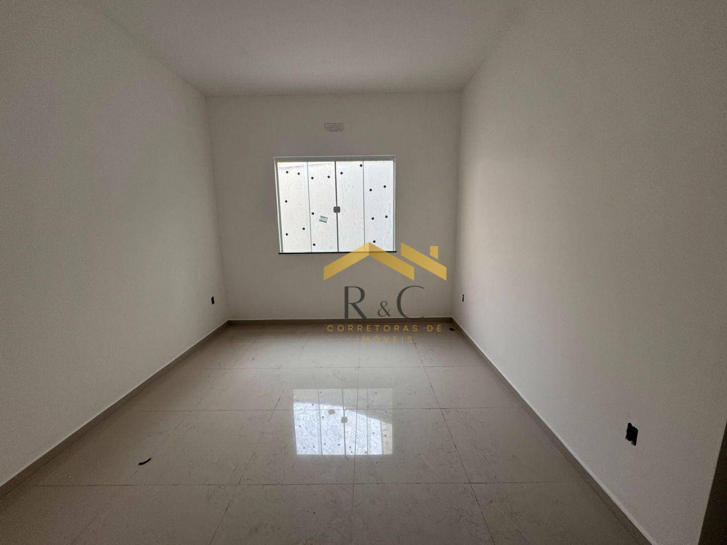 Casa à venda com 3 quartos, 70m² - Foto 6