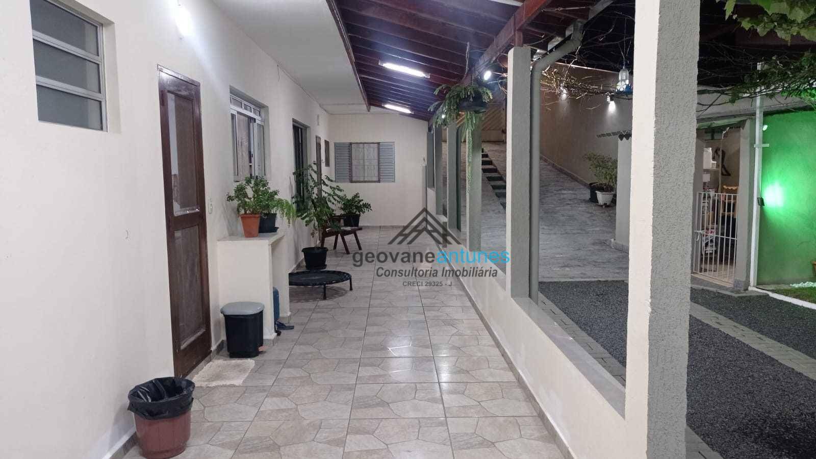 Casa à venda com 2 quartos, 190m² - Foto 5