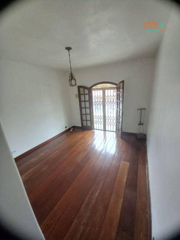 Sobrado à venda e aluguel com 3 quartos, 186m² - Foto 18