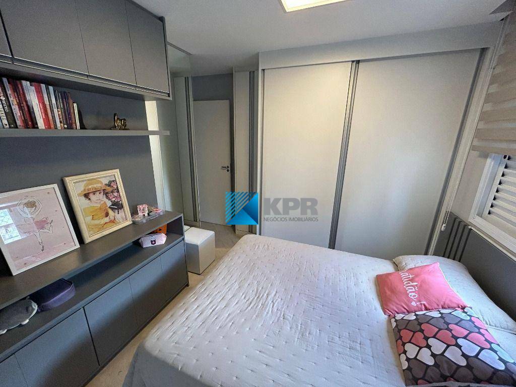 Apartamento para alugar com 3 quartos, 129m² - Foto 8