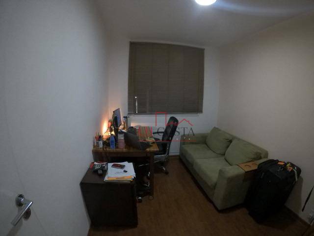 Apartamento à venda com 2 quartos, 63m² - Foto 12