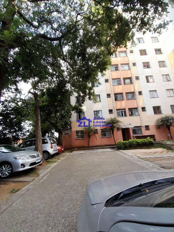 Apartamento à venda com 2 quartos, 50m² - Foto 2