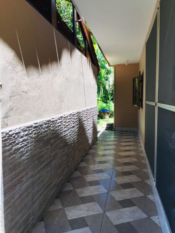 Casa de Condomínio à venda com 4 quartos, 212m² - Foto 2