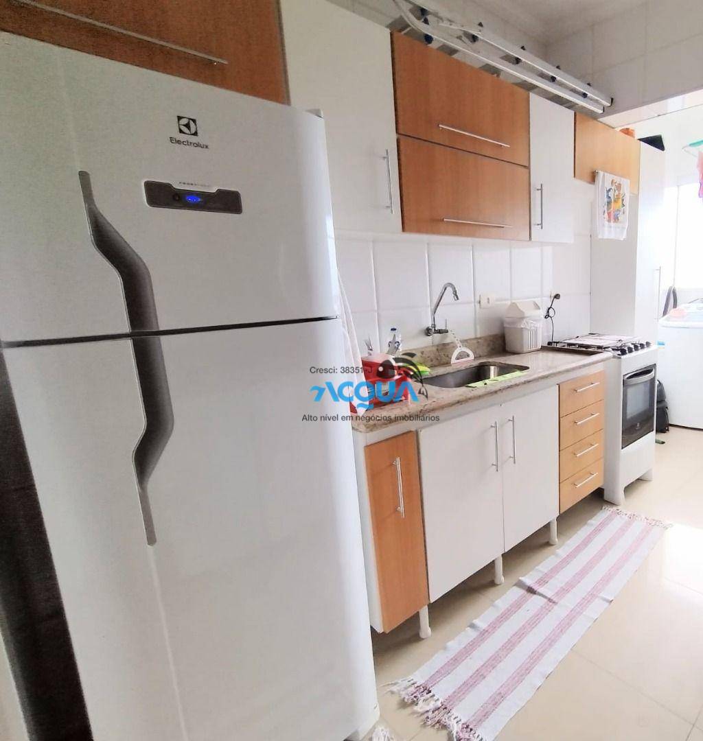 Apartamento à venda com 3 quartos, 95m² - Foto 4