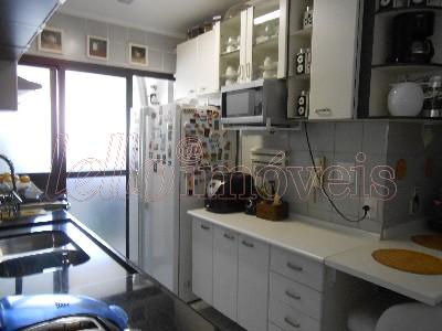 Apartamento para alugar com 3 quartos, 125m² - Foto 13