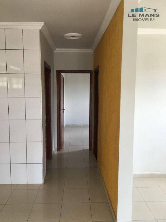 Casa à venda com 2 quartos, 110m² - Foto 12