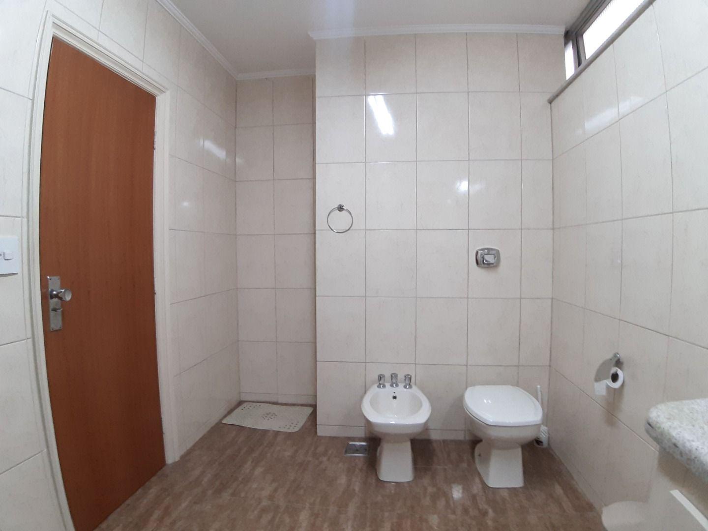 Apartamento à venda com 3 quartos, 162m² - Foto 20