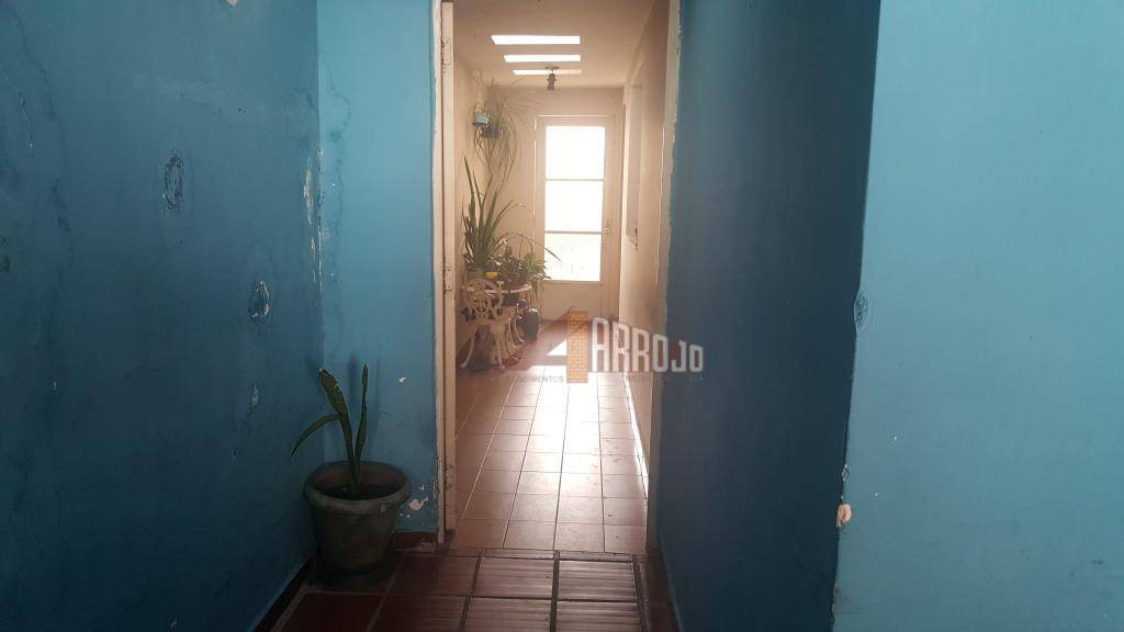 Casa à venda com 3 quartos, 238m² - Foto 24