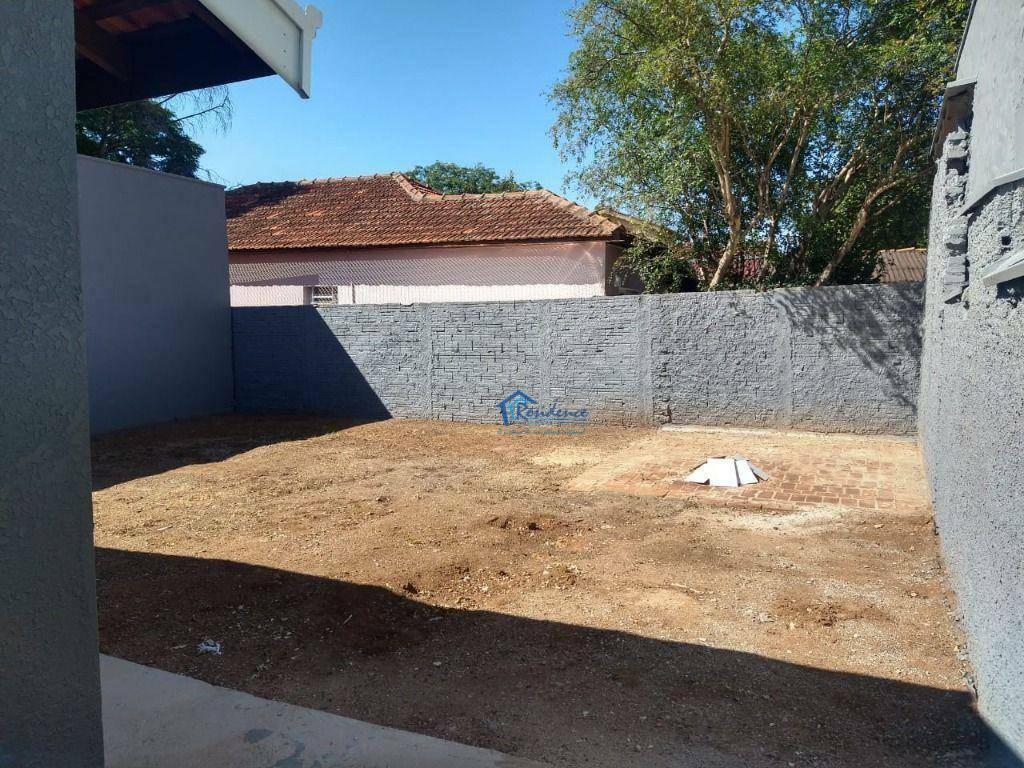 Casa à venda com 2 quartos, 118m² - Foto 2