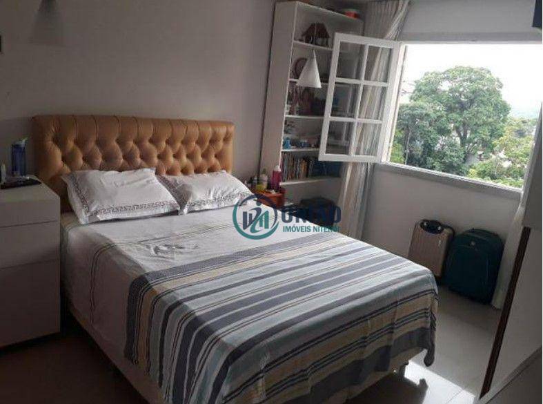 Casa de Condomínio à venda com 3 quartos, 270m² - Foto 13