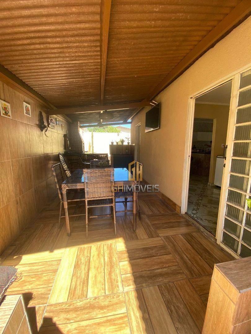 Casa à venda com 4 quartos, 250m² - Foto 10