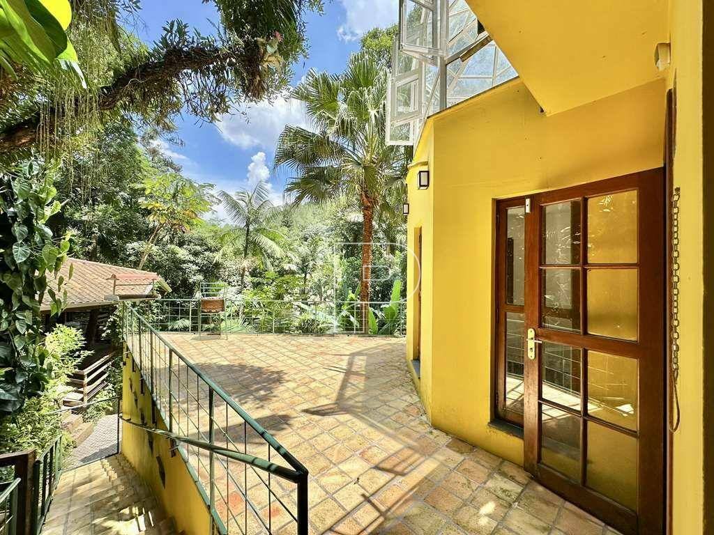 Casa de Condomínio à venda e aluguel com 3 quartos, 485m² - Foto 40