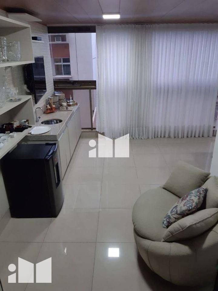 Apartamento à venda com 4 quartos, 165m² - Foto 5